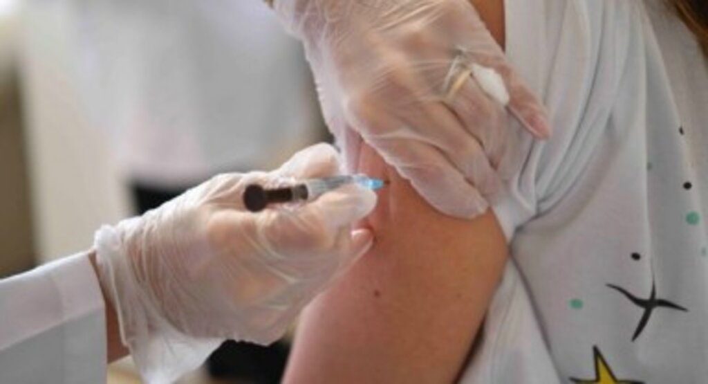 TÜRKİYE’DE İLK KEZ MANSUR YAVAŞ’IN DUYURDUĞU ÜCRETSİZ HPV AŞISI UYGULAMASI BAŞLADI
