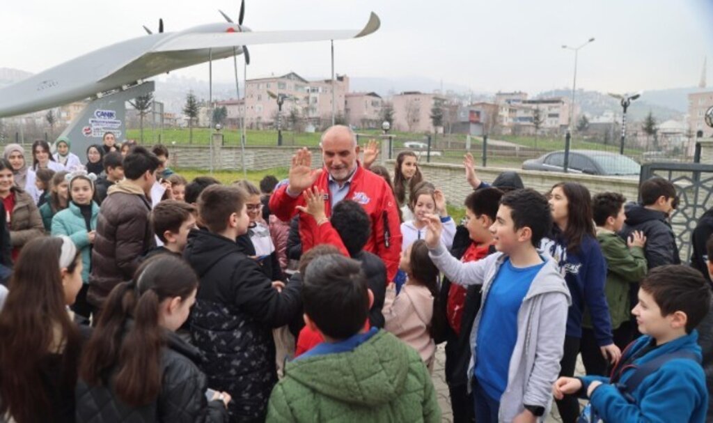 Canik Özdemir Bayraktar Keşif Kampüsü Bir Kez Daha Sahnede