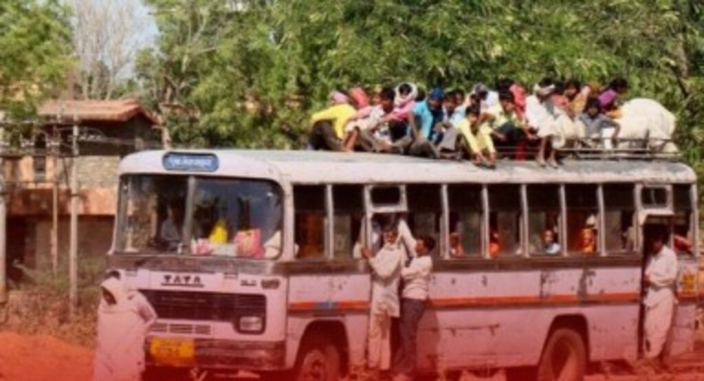Hindistan’da otobüs uçuruma yuvarlandı: En az 36 ölü