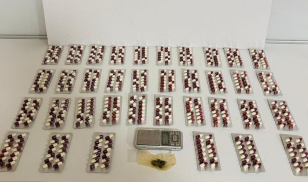 İlkadım'da Uyuşturucu Operasyonu: 504 Adet Sentetik Ecza Ele Geçirildi