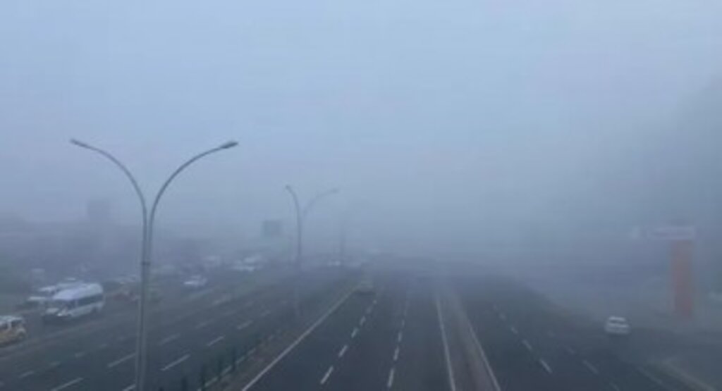 Diyarbakır'da yoğun sis nedeniyle seferler aksadı