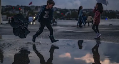 Meteoroloji'den Sarı Kodlu Uyarı: Marmara'da Kuvvetli Yağış Bekleniyor