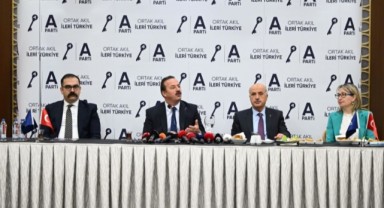 Yavuz Ağıralioğlu: Türkiye bölge üzerinde toprak hesabı olmayan tek devlet!