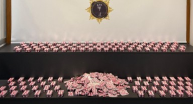 10.580 Adet Sentetik Ecza Ele Geçirildi