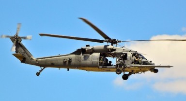 ABD'de Yolcu Uçağı ile Askeri Helikopter Çarpıştı