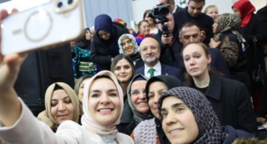 Aile Bakanı Göktaş'tan Kadının Gücüne Vurgu: