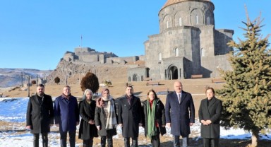 Aile ve Sosyal Hizmetler Bakanı Mahinur Göktaş, Kars'ta