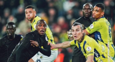 Fenerbahçe, Hatayspor'u 2-1 mağlup ederek takibini sürdürdü
