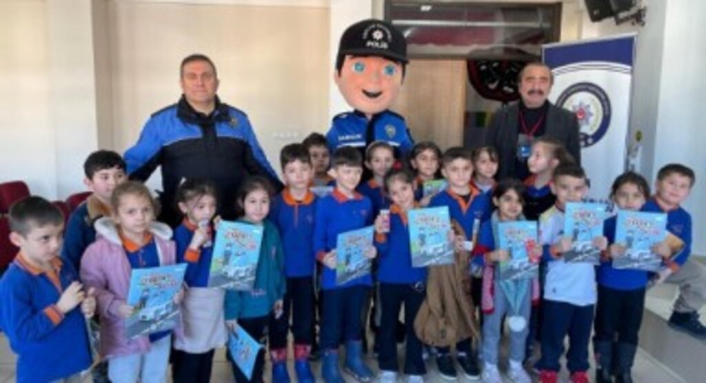 Toplum Destekli Polislikten “Gelecek Sizinle Güvende” Projesi Kapsamında Eğitim ve Bilgilendirme Çalışmaları