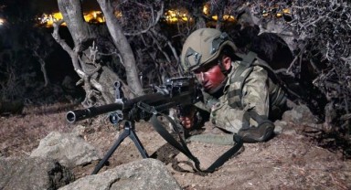 Türk Askerinden Teröre Darbe: 4 Terörist Etkisiz