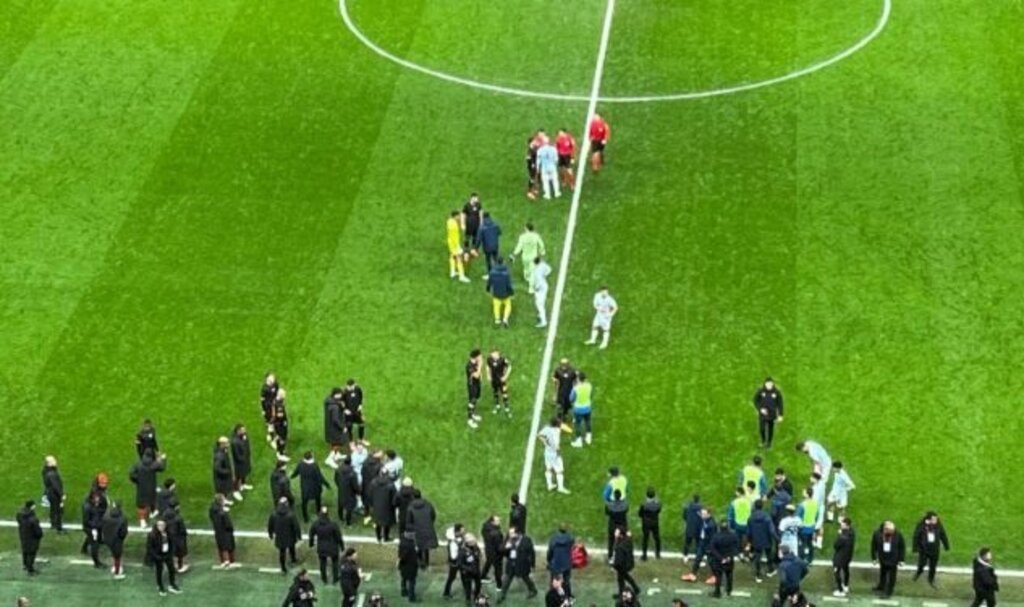 Adana Demirspor, Galatasaray Karşılaşmasından Çekildi