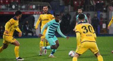 Çaykur Rizespor, Türkiye Kupası'nda Ankaragücü'nü 2-1 mağlup etti