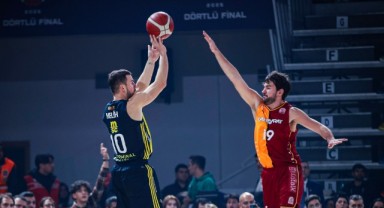 Fenerbahçe Beko-Galatasaray Maçı Yarıda Kaldı!