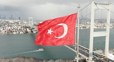 İstanbul'da Beklenen Kar Başladı!