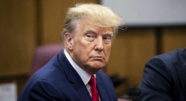 Trump ve Putin telefonda görüştü: Ukrayna'da barış için müzakereler başlıyor