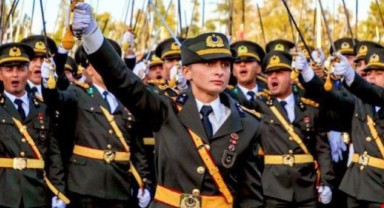 TSK'de İhraç Kararı: 5 Teğmen Görevden Alındı