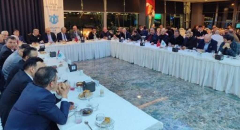 İMEAK Samsun Deniz Ticaret Odası Üyeleri İftarda Buluştu