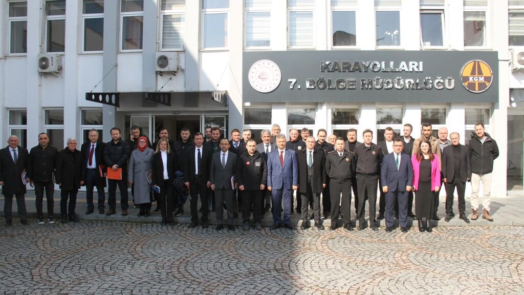 Samsun Afetlere Karşı Gücünü Pekiştiriyor! Teknik Destek ve Ulaşım Grupları Eğitimde Buluştu