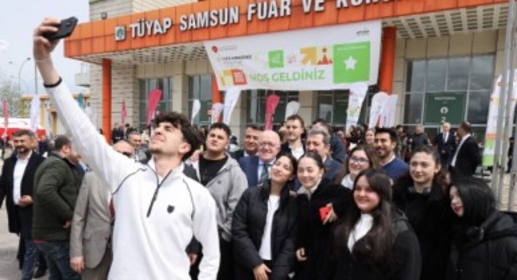 Karadeniz'in En Büyük Kariyer Fuarı OKAF'25, Samsun Üniversitesi Ev Sahipliğinde Gerçekleşti