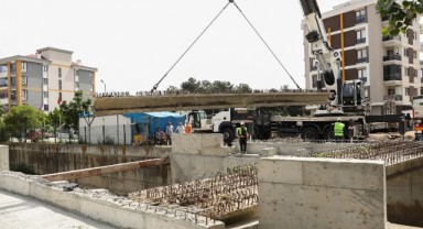 Atakum'da Trafik Rahatlayacak: Afanlı Deresi Üzerindeki Köprü Çalışmaları Hızla İlerliyor