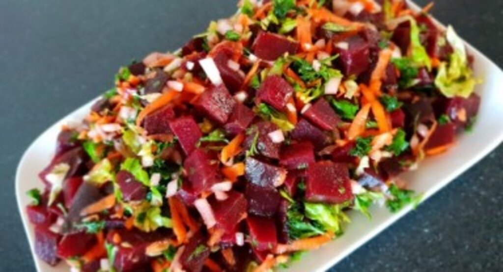 Kırmızı Pancar Salatası Nasıl Yapılır