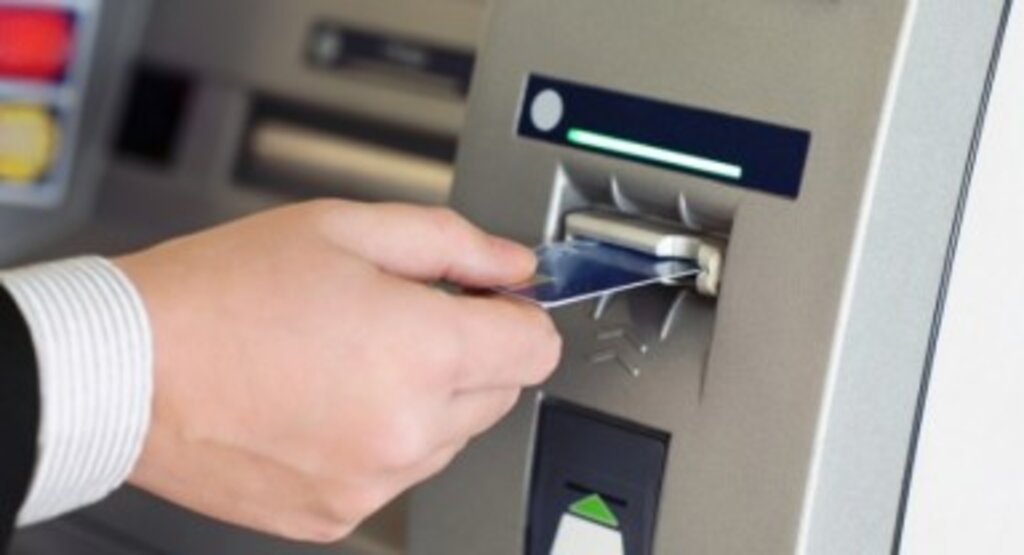 Kurban Bayramı Öncesi ATM'lerde Yeni Dönem: Temassız Nakit Çekim Başladı!