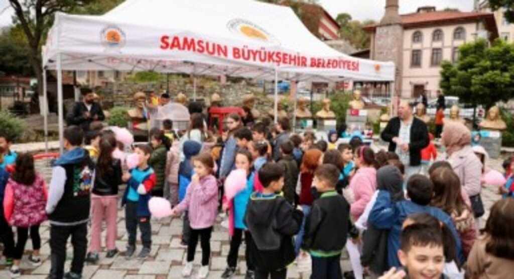 Samsun'da Kültür Sanat Coşkusu İlçelere Yayılıyor