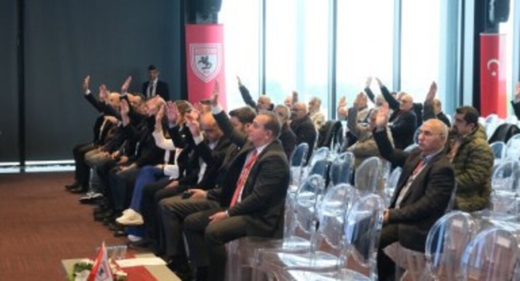 Samsunspor Olağanüstü Genel Kurulu Yapıldı: Tüzükte Önemli Değişiklikler Kabul Edildi