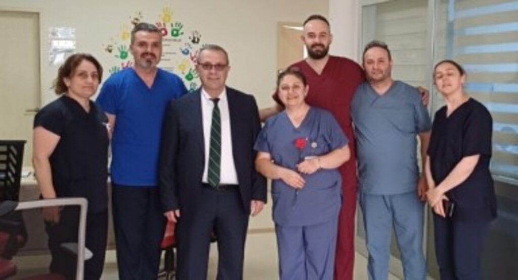 Yeni Sendika Sahada: Hemşireler Haftası'nda Moral ve Destek Ziyaretleri
