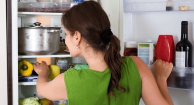 Buzdolabı Leş Kokusu Nasıl Giderilir