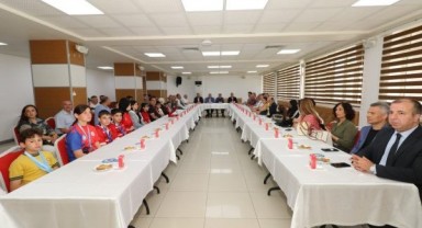 Samsun'da Gençlerin Başarısı, Anlamlı Ödüllerle Taçlandırıldı