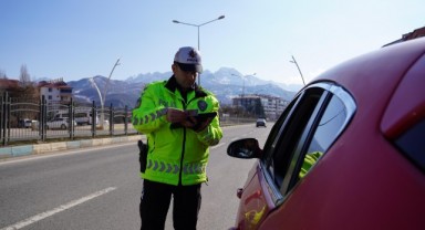 Samsun Polisi Bayram Trafiğinde Görev Başında