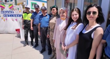 Şehit Polisin Emaneti Cemre Ada'nın Karne Sevinci