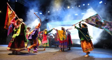 Samsun'da Halk Oyunları Festivali Coşkusu!
