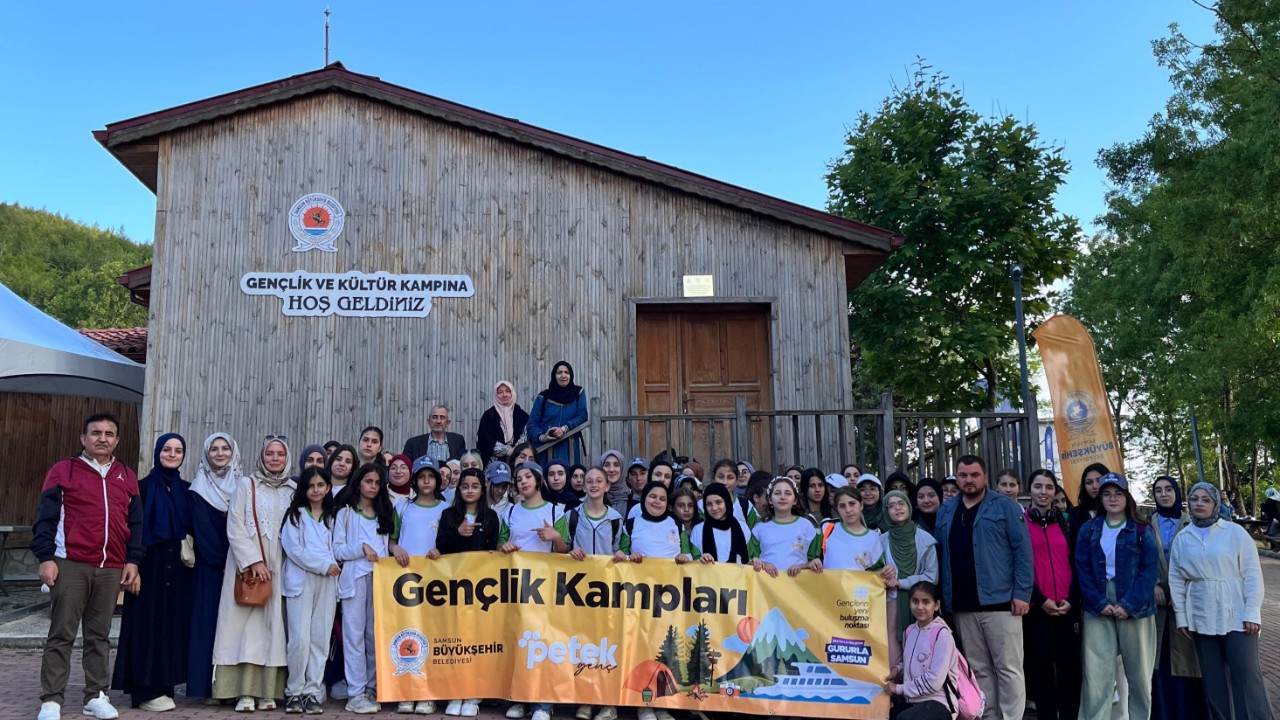 Gençler Hem Eğleniyor Hem Öğreniyor: Samsun'da Petek Genç Etkinliklerine Yoğun Katılım