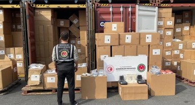 Gümrüklerde 7 Ayda 41,7 Milyar Liralık Kaçakçılık Önlendi