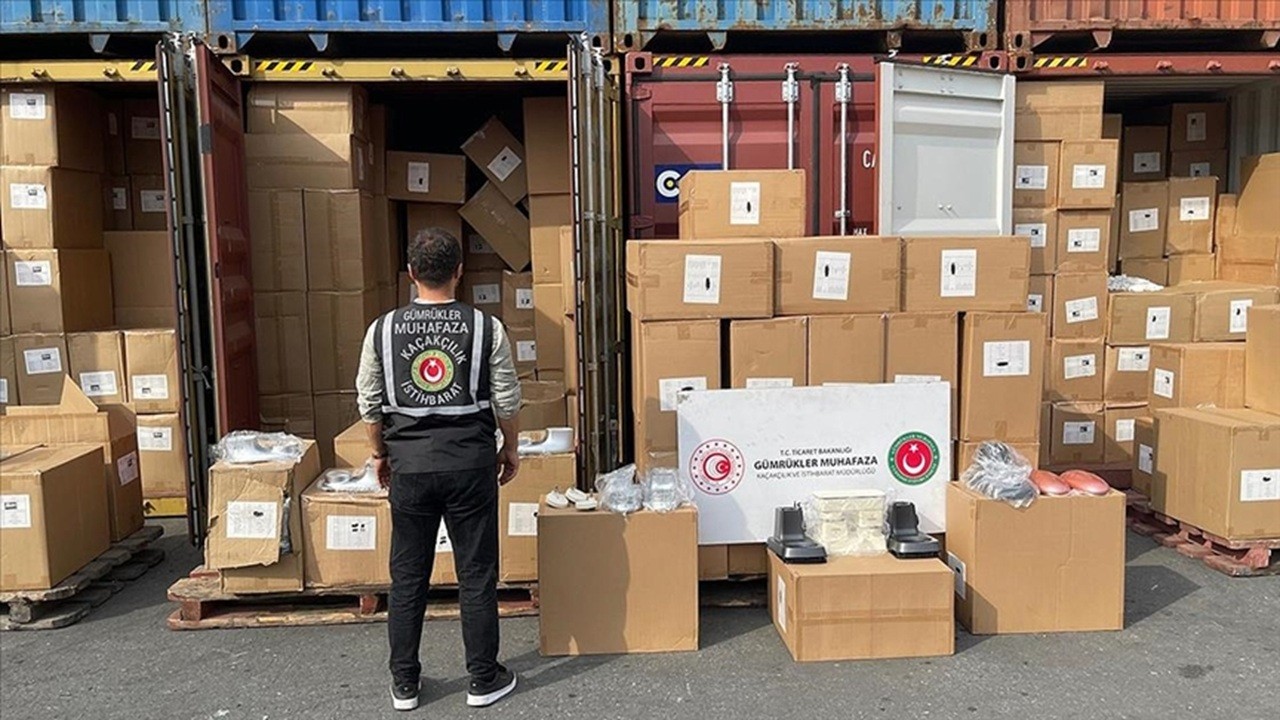 Gümrüklerde 7 Ayda 41,7 Milyar Liralık Kaçakçılık Önlendi