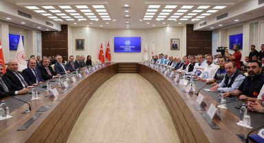 Hükümetten Memur ve Emeklilere Yeni Zam Teklifi