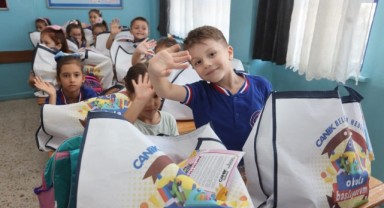 Okula Başlayan Tüm Öğrencilere Çanta ve Kırtasiye Seti Canik Belediyesi’nden!
