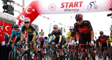 Samsun’da Kurtuluş Yolu Bisiklet Turu Başladı! 23 Ülkeden 109 Sporcu Yarışta