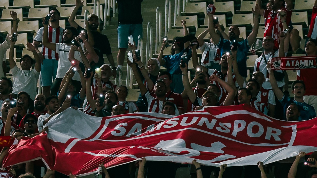 Samsunspor Taraftarından Avrupa’da Büyük Destek