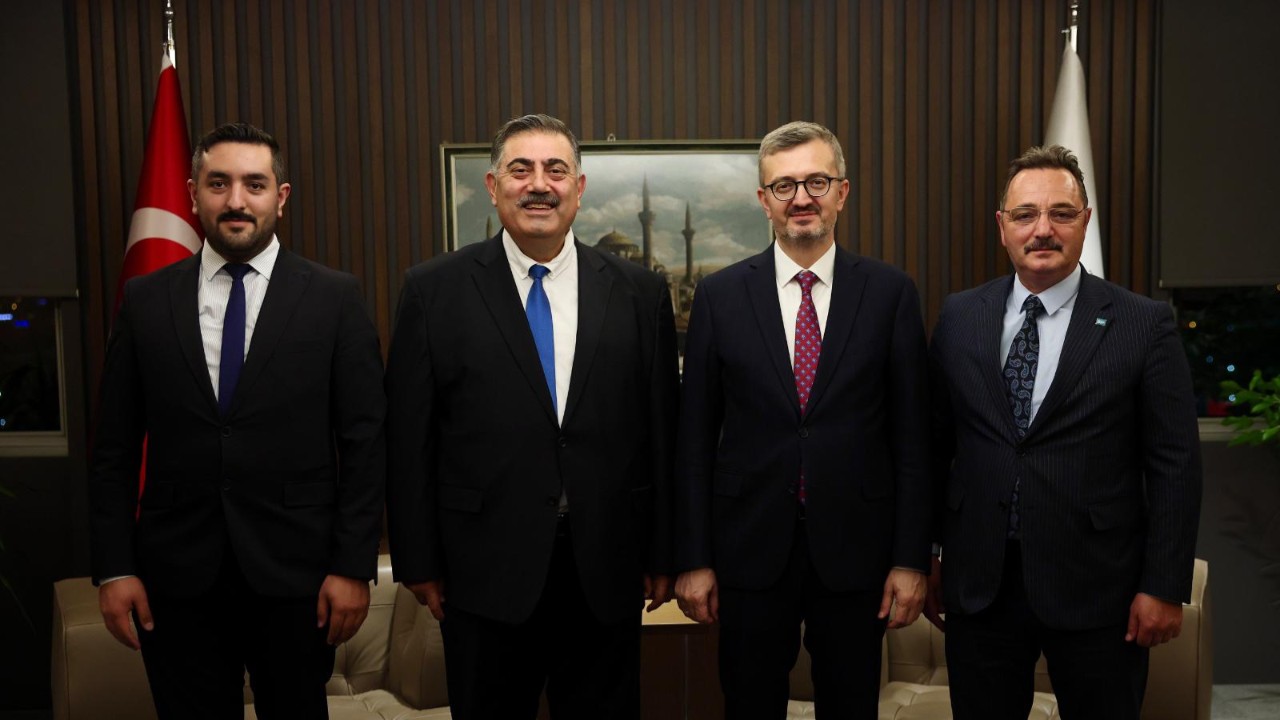 TİMBİR Heyetinden İletişim Başkanı Burhanettin Duran'a Ziyaret