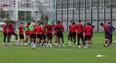 Nuri Asan Tesisleri’nde Yoğun Tempo! Thomas Reis Yönetiminde Samsunspor’da Antalyaspor Mesaisi