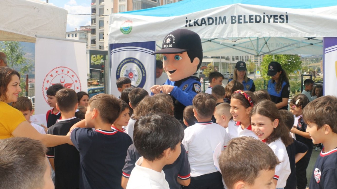 Samsun’da Öğrencilere ve Vatandaşlara Güvenlik Eğitimi