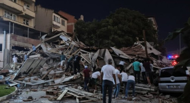 Balıkesir Sındırgı Art Arda Depremlerle Sarsıldı