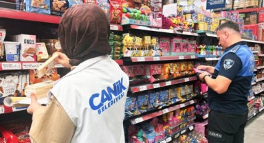 Canik Zabıtası Grosmarketleri Mercek Altına Aldı