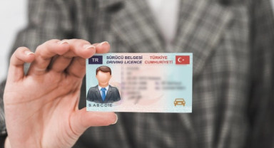 Eski Tip Ehliyetlerin Yenilenme Süresi Yarın Doluyor