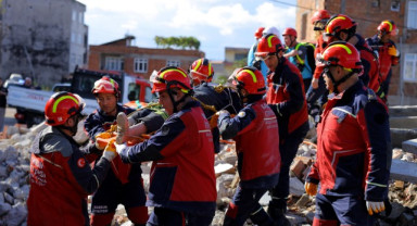 Samsun Büyükşehir’den Nefes Kesen Deprem Tatbikatı