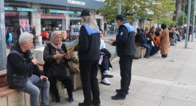 Samsun Polisi Vatandaşları Dolandırıcılık ve KADES Konusunda Bilgilendirdi
