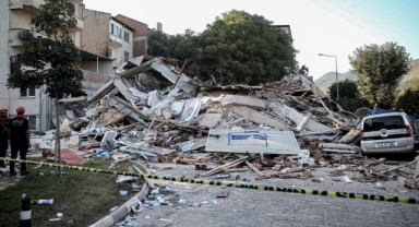 Sındırgı’daki Deprem Sonrası Hasar Tespit Çalışmaları Sürüyor